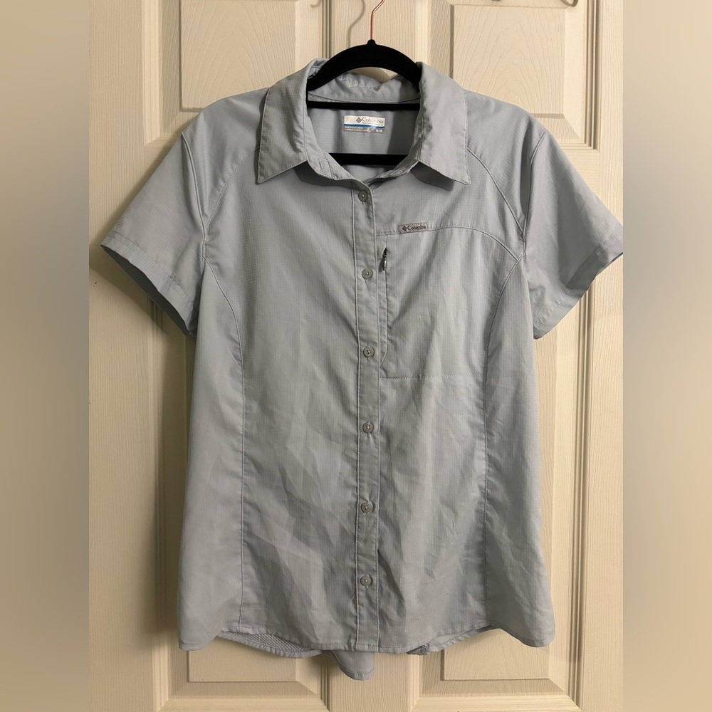 Columbia Women’s Light Blue Gray Casual Button Down Vent Short Sleeve Work Shirt